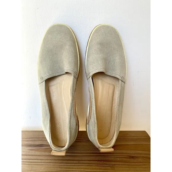 ECCO Crepetray Womens Slip On Loafers Leather Shoes Sz 11 EU 42 Color Sage Grey