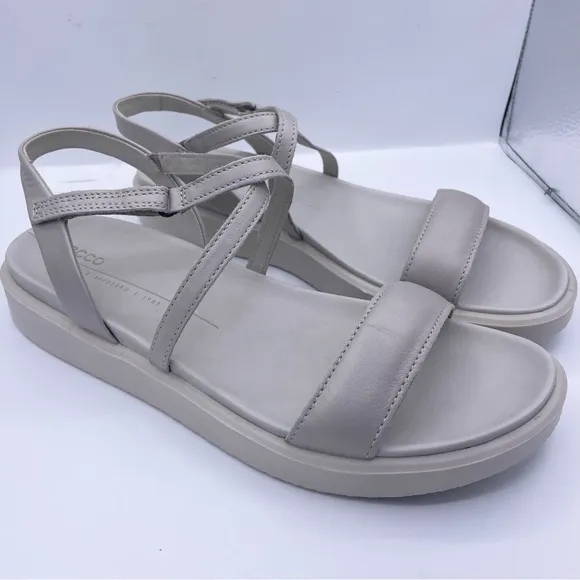 ECCO flowt leather strappy sandals women Size 10