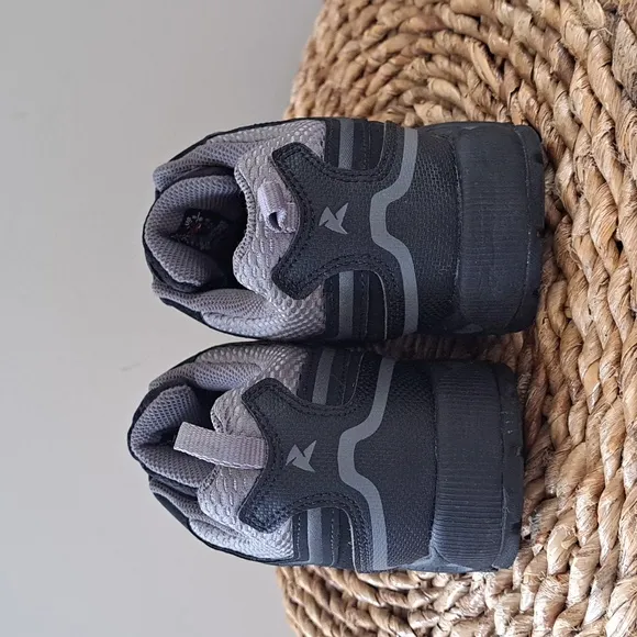 Ecco Womens Terracruise LT Black Waterproof Hiking/Outdoor Sneakers‎ Size 7-7.5