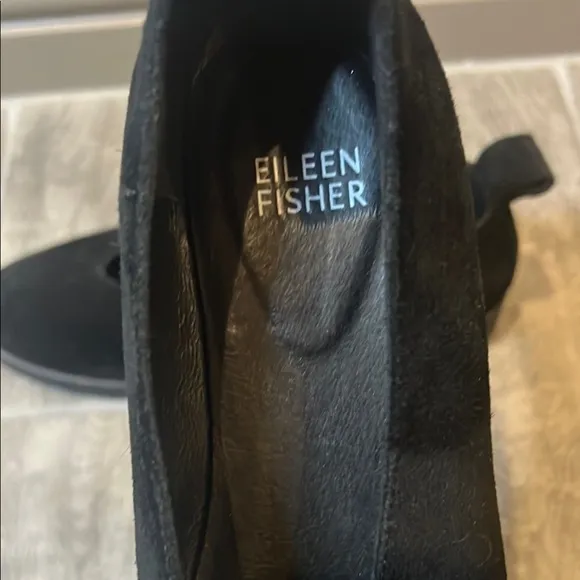 Eileen Fisher Black Flats &amp; Loafers with Slip-On Style