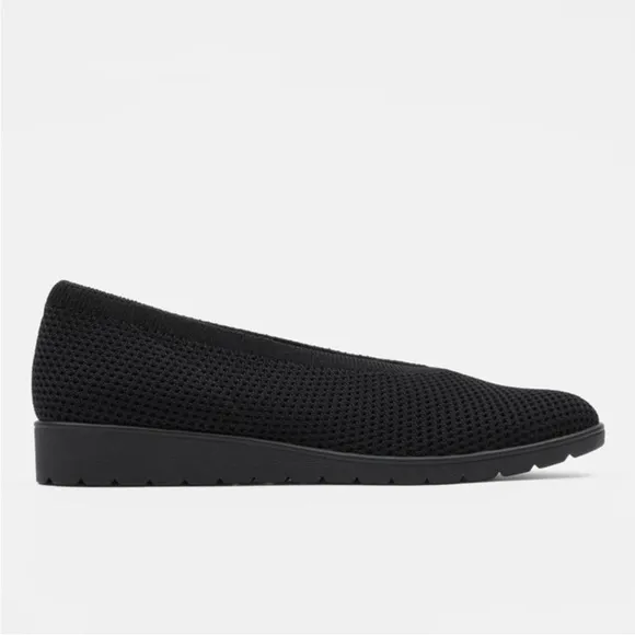 Eileen Fisher Black Knit Flats