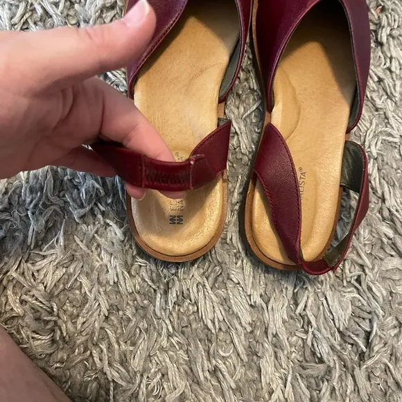 El Naturalista Red Flats Comfortable Slip-On Loafers