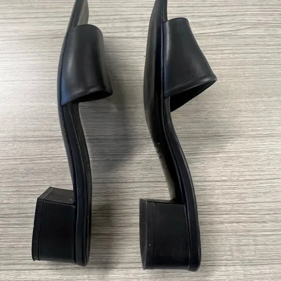 Elegant Black Women's Slide Sandals