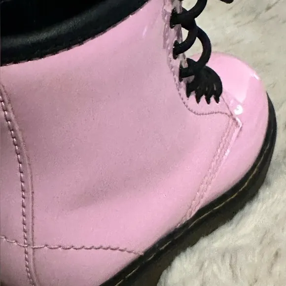 EUC Dr. Martens 1460 Boot - Kids Size 9