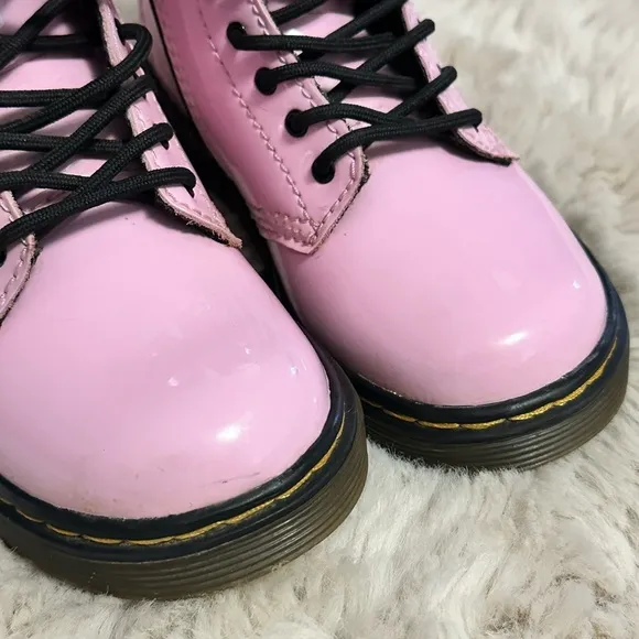 EUC Dr. Martens 1460 Boot - Kids Size 9