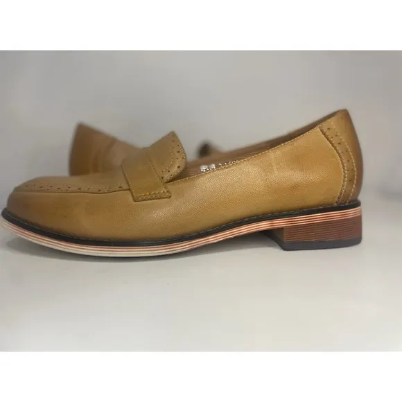 EUC Mona Flying Women's Comfort Real Italian Brown Leather Loafers Sz 9
