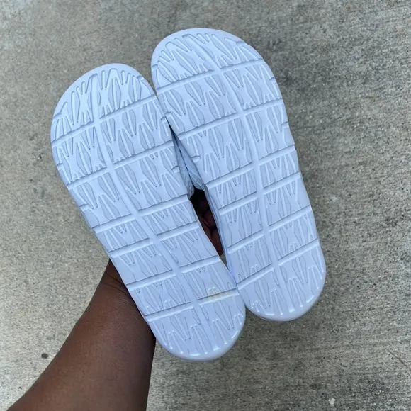 EUC WMNS NIKE BENASSI SOLARSOFT SLIDESJDI TEALS WHITES AQUAS TIFFANYS MINTS