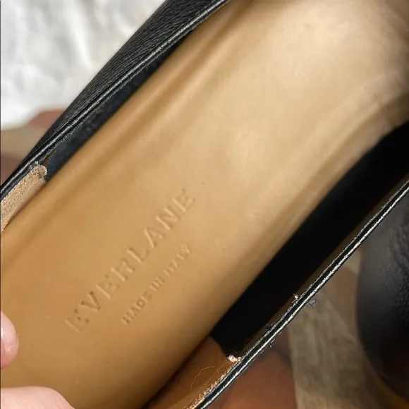 Everlane Italian leather Day Glove Black Minimalist Leather flats size 9 1/2