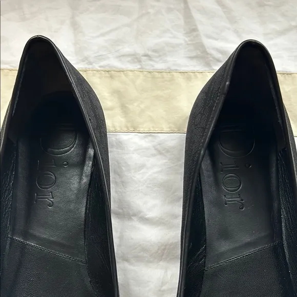 Fabulous Dior Black Ballet Flats with Silver Metal Detail 37
