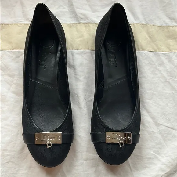 Fabulous Dior Black Ballet Flats with Silver Metal Detail 37