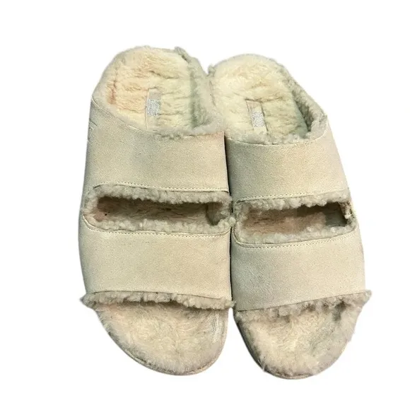 FitFlop Shuv Two-Bar Shearling-Lined Suede Slippers rose cream leather slides