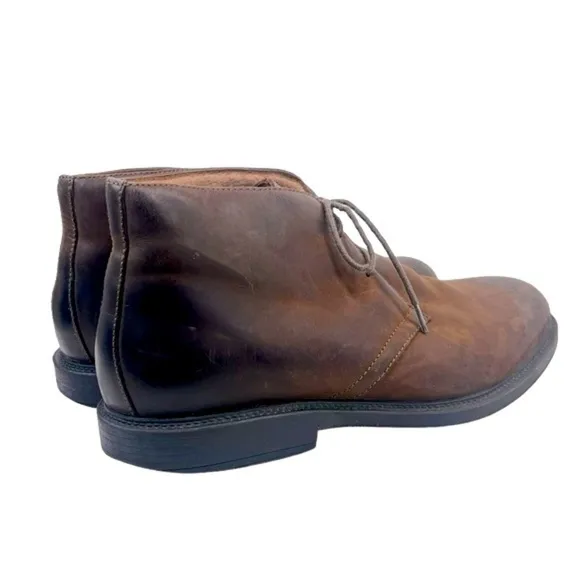 Florsheim Comfortechnology Leather Lace Up Chukka Boots