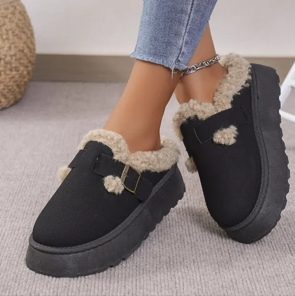 Fluffy Haven Thermal Slides - Black