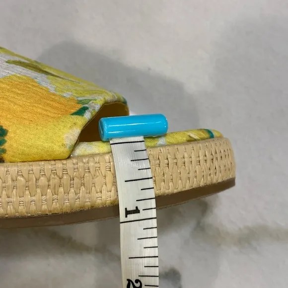 Franco Sarto Sandals Size 8 Yellow Floral Slide Sandals NWOT