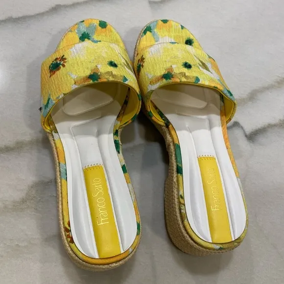 Franco Sarto Sandals Size 8 Yellow Floral Slide Sandals NWOT