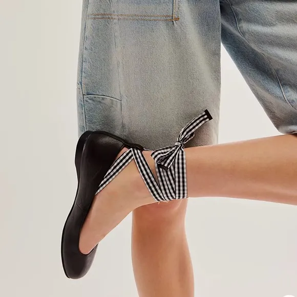 Free People Jeffrey Campbell That’s a wrap ballet flats black white gingham