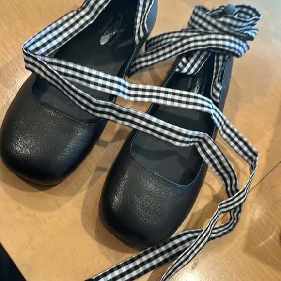 Free People Jeffrey Campbell That’s a wrap ballet flats black white gingham