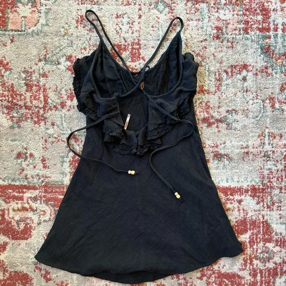 FREE PEOPLE LOVE FOREVER MINI DRESS‎ IN BLACK
