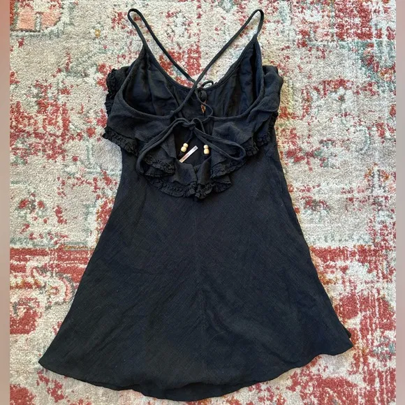 FREE PEOPLE LOVE FOREVER MINI DRESS‎ IN BLACK