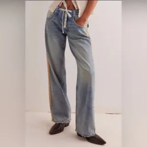 FREE PEOPLE We The Free Zambi Slouchy Jean 26 $228 Retail
