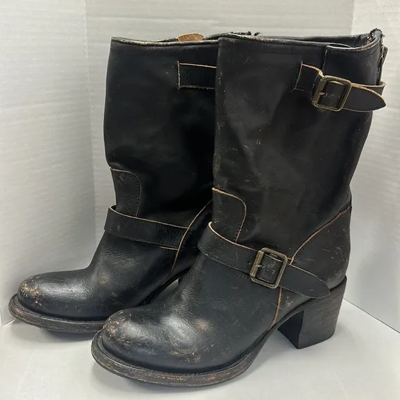 Freebird by Steven distressed black leather mid-calf Moto biker boots EUC size 8