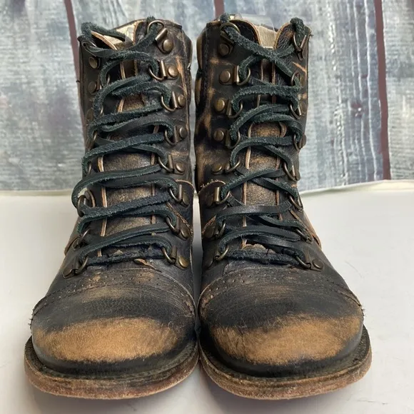 Freebird by Steven Gage Distressed Leather Lace-up Boots 7 Boho Western Biker