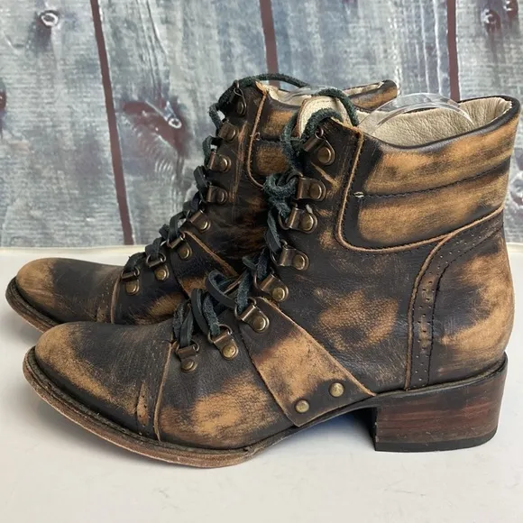 Freebird by Steven Gage Distressed Leather Lace-up Boots 7 Boho Western Biker
