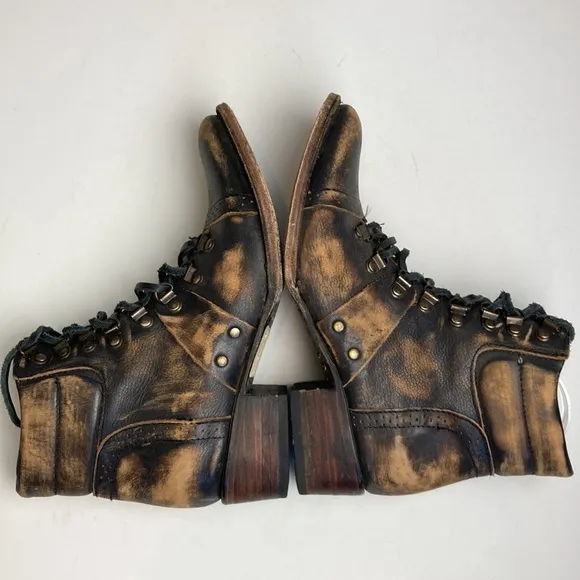 Freebird by Steven Gage Distressed Leather Lace-up Boots 7 Boho Western Biker