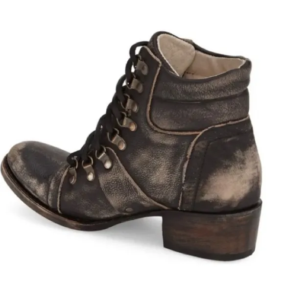 Freebird by Steven Gage Distressed Leather Lace-up Boots 7 Boho Western Biker