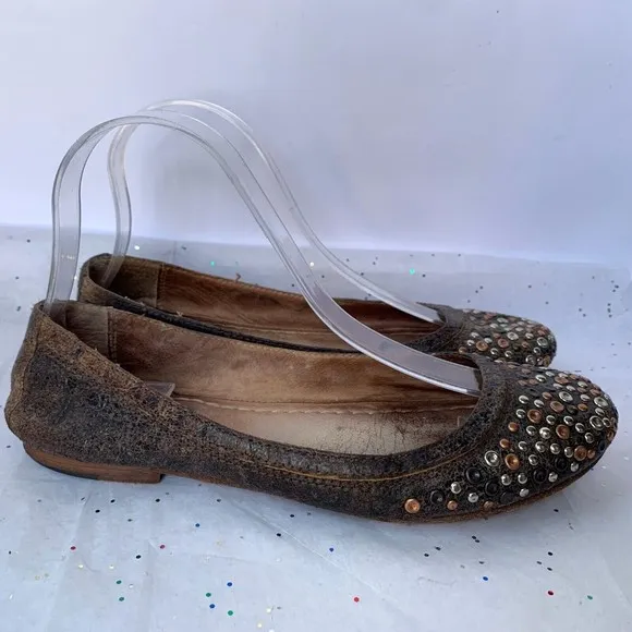 Frye Carson Brown Distressed Leather Gold Studded Grommet Ballet Flat -  Size 8