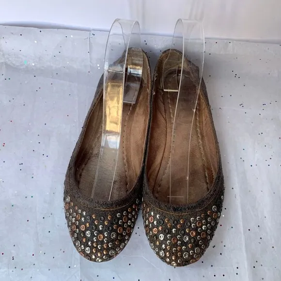 Frye Carson Brown Distressed Leather Gold Studded Grommet Ballet Flat -  Size 8