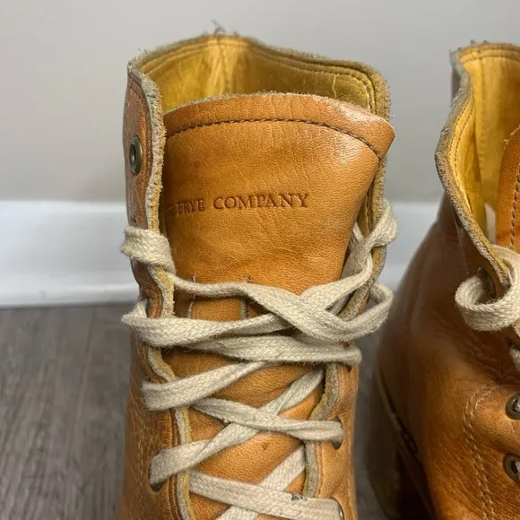 Frye Sabrina lace up heeled ankle boots