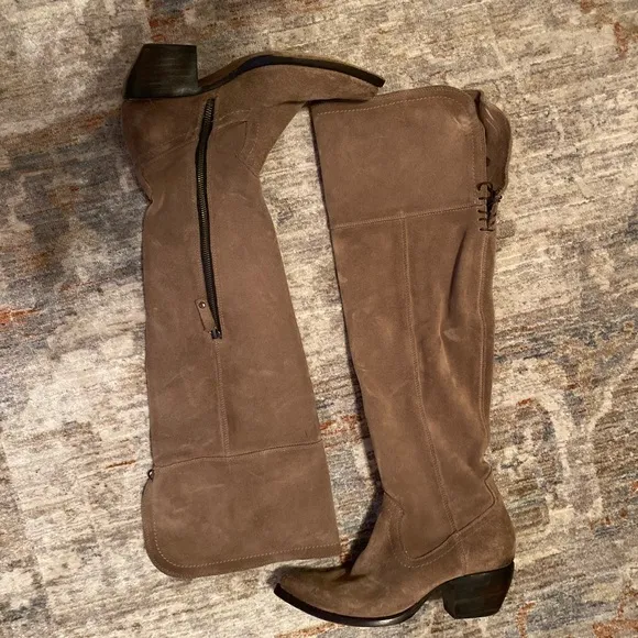 Frye Sacha High Suede Tan Lace Up Boot