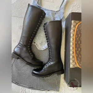 FRYE | Veronica Lace Up Boots