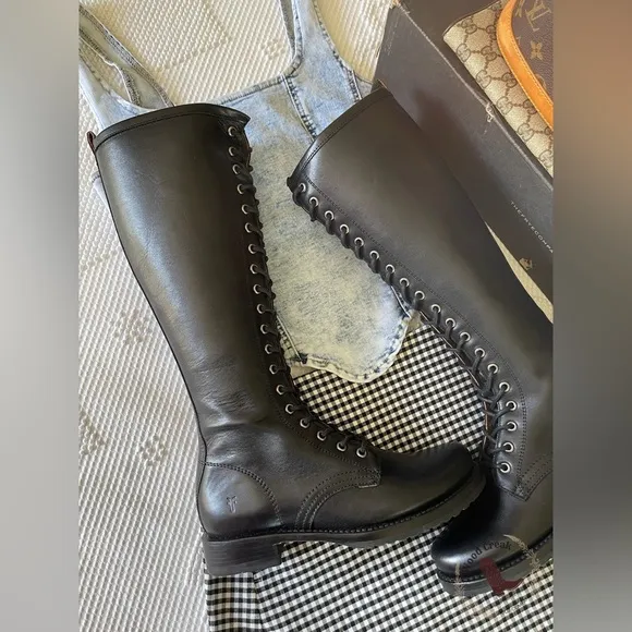 FRYE | Veronica Lace Up Boots