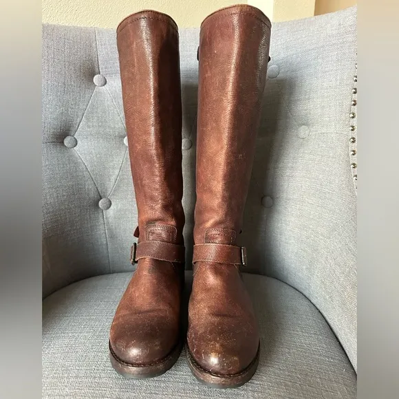 Frye Veronica Riding Boots 9.5 knee high leather back zip snaps Distressed