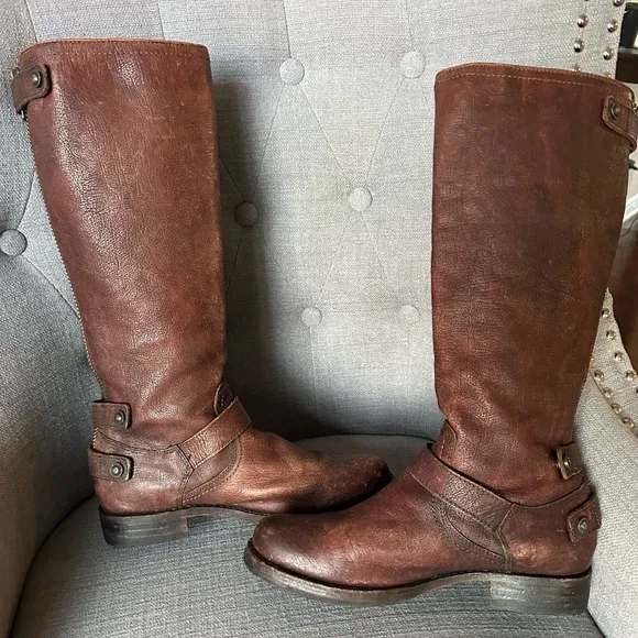 Frye Veronica Riding Boots 9.5 knee high leather back zip snaps Distressed