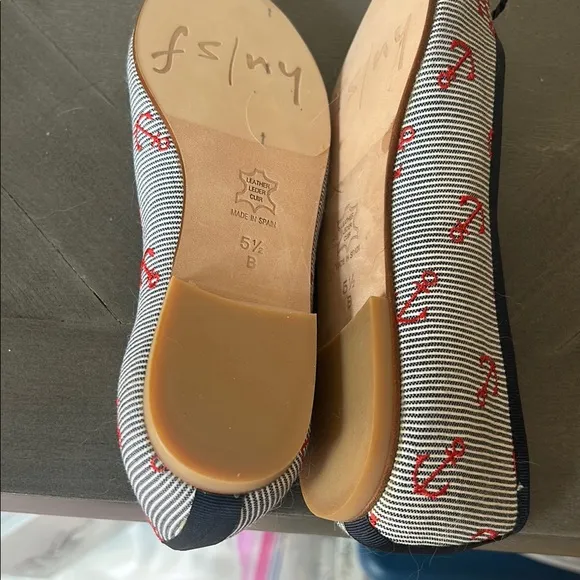 FS/NY Blue andWhite Striped Flats with Anchor