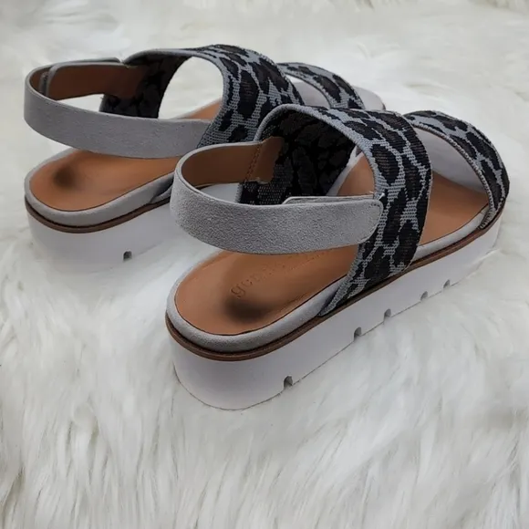 Gentle Souls Kenneth Cole Lavern Asymmetrical Slingback Platform Leopard Sandals