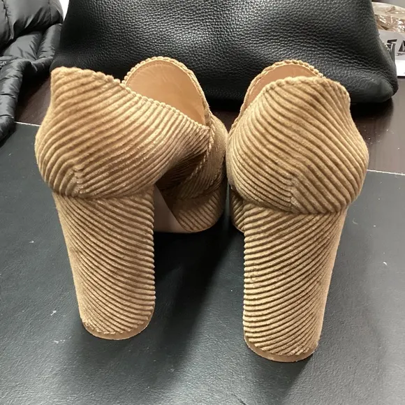 Gianvito Rossi Platform Heels Shoes Loafers Textured sz US 7 37 Leon Corduroy