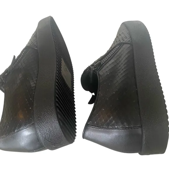 Giuseppe Zanotti Black Textured Loafers