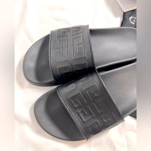 Givenchy 100% Lamb Leather Black Pool Slide Sandals Vacation Travel 40 9