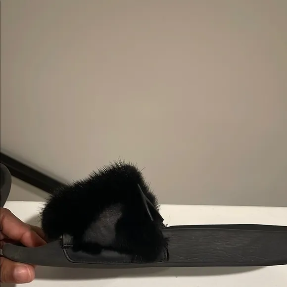Givenchy Black Fur Slippers with Plush Comfort