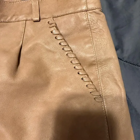 Graham &amp; Spencer Tan Lambskin Leather Shorts - Size 6