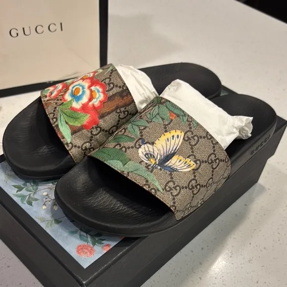 Gucci Black and Brown Slides with Floral Design