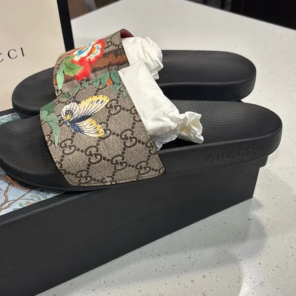 Gucci Black and Brown Slides with Floral Design