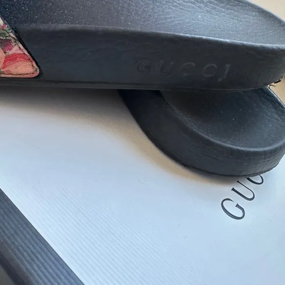 Gucci Black Floral Slide Sandals