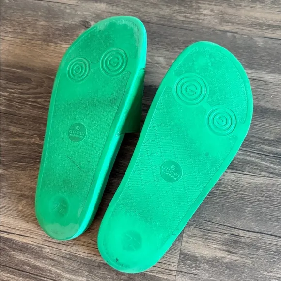 Gucci Green Sandals Sporty Casual Slides