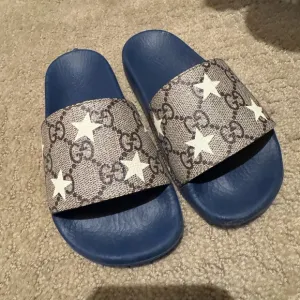Gucci Kids Blue and Gray Slides