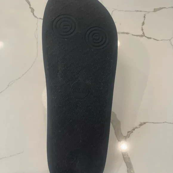 Gucci Men's Black and Red Slide Sandals